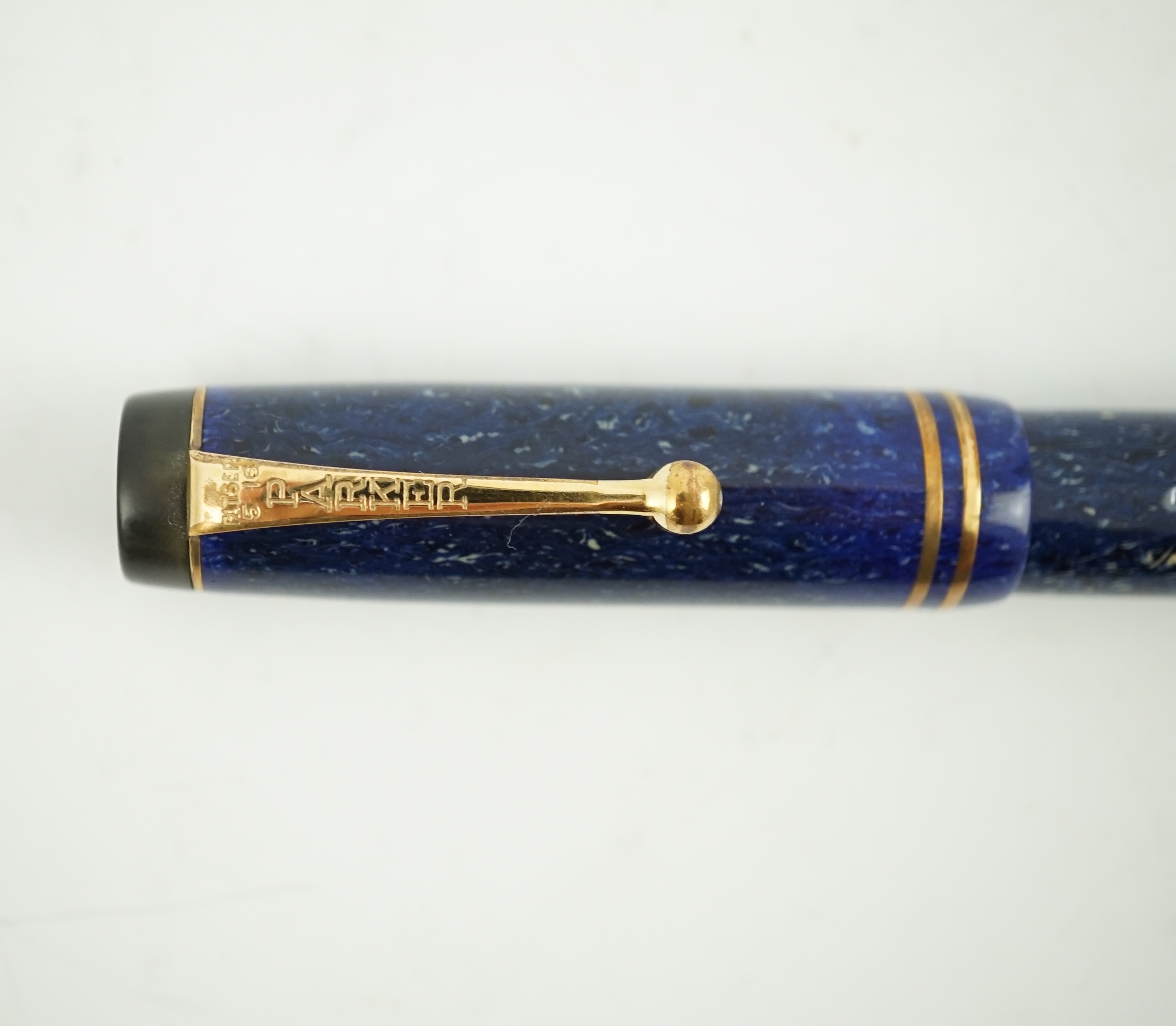 A Parker Duofold Streamline Senior in lapis blue